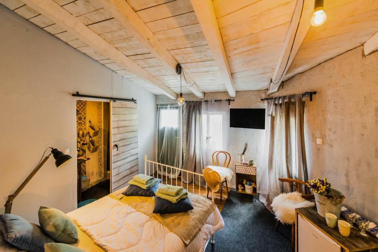 Livo Disno 12 Apartment สปลิท ภายนอก รูปภาพ